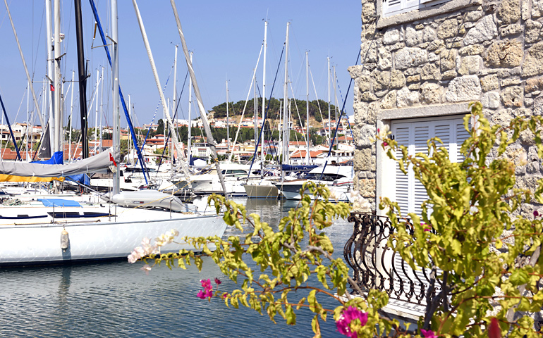 ÇEŞME MARINA İZMİR 7